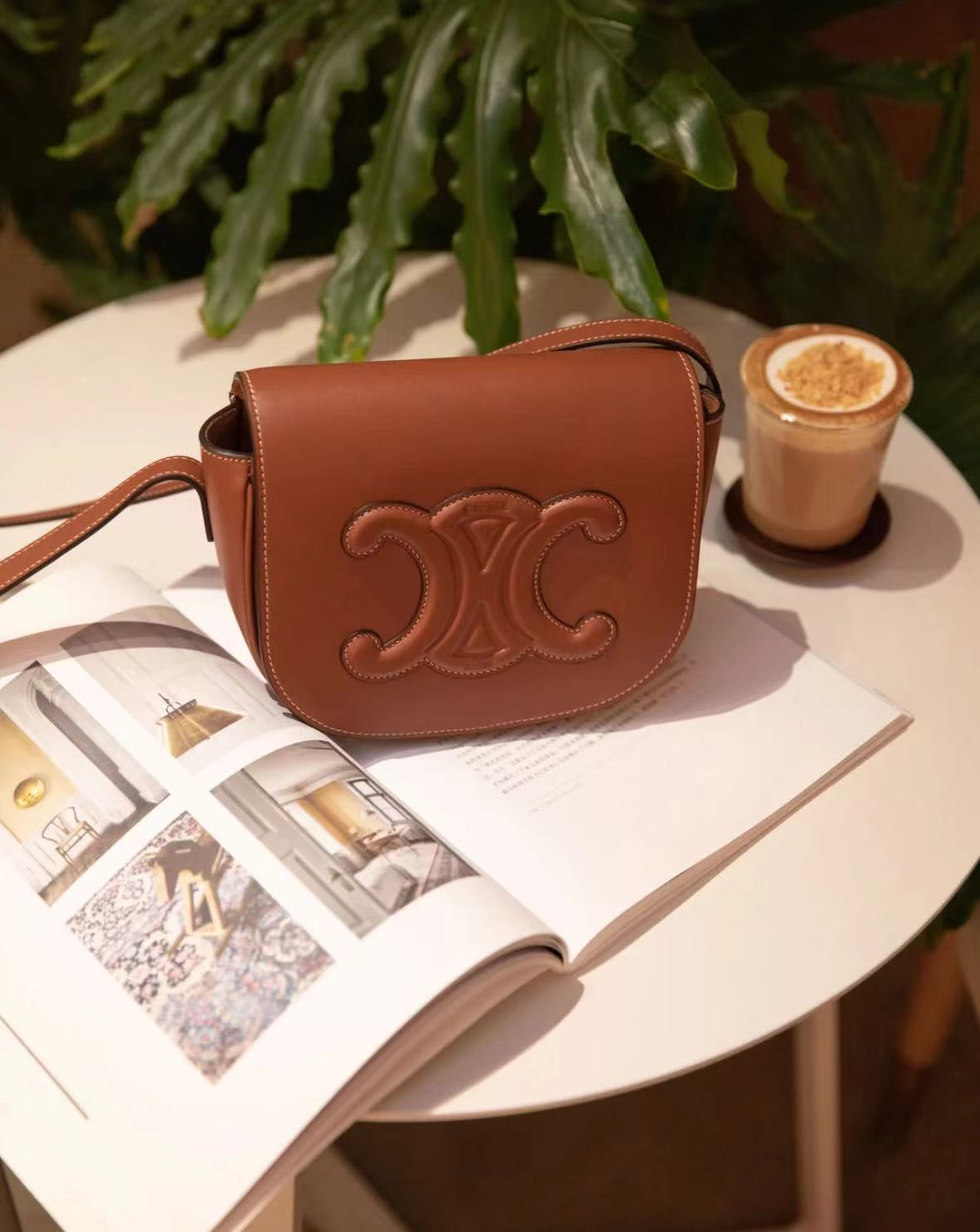 FOLCO CUIR TRIOMPHE IN SMOOTH CALFSKIN Tan