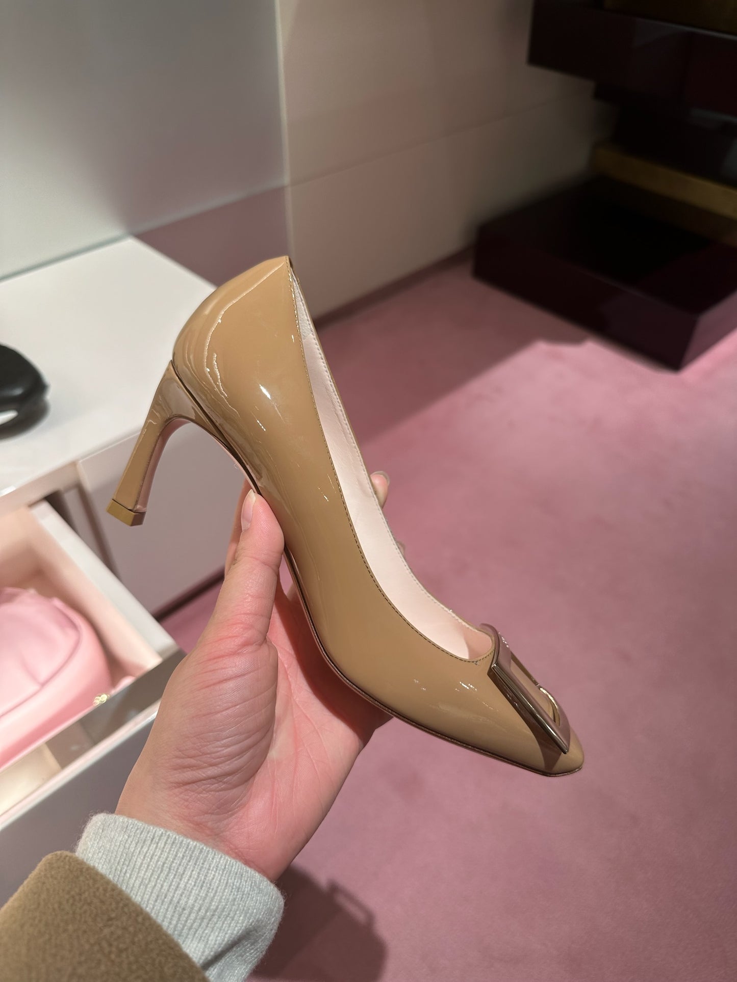 Roger Vivier經典方扣高踭鞋 7cm