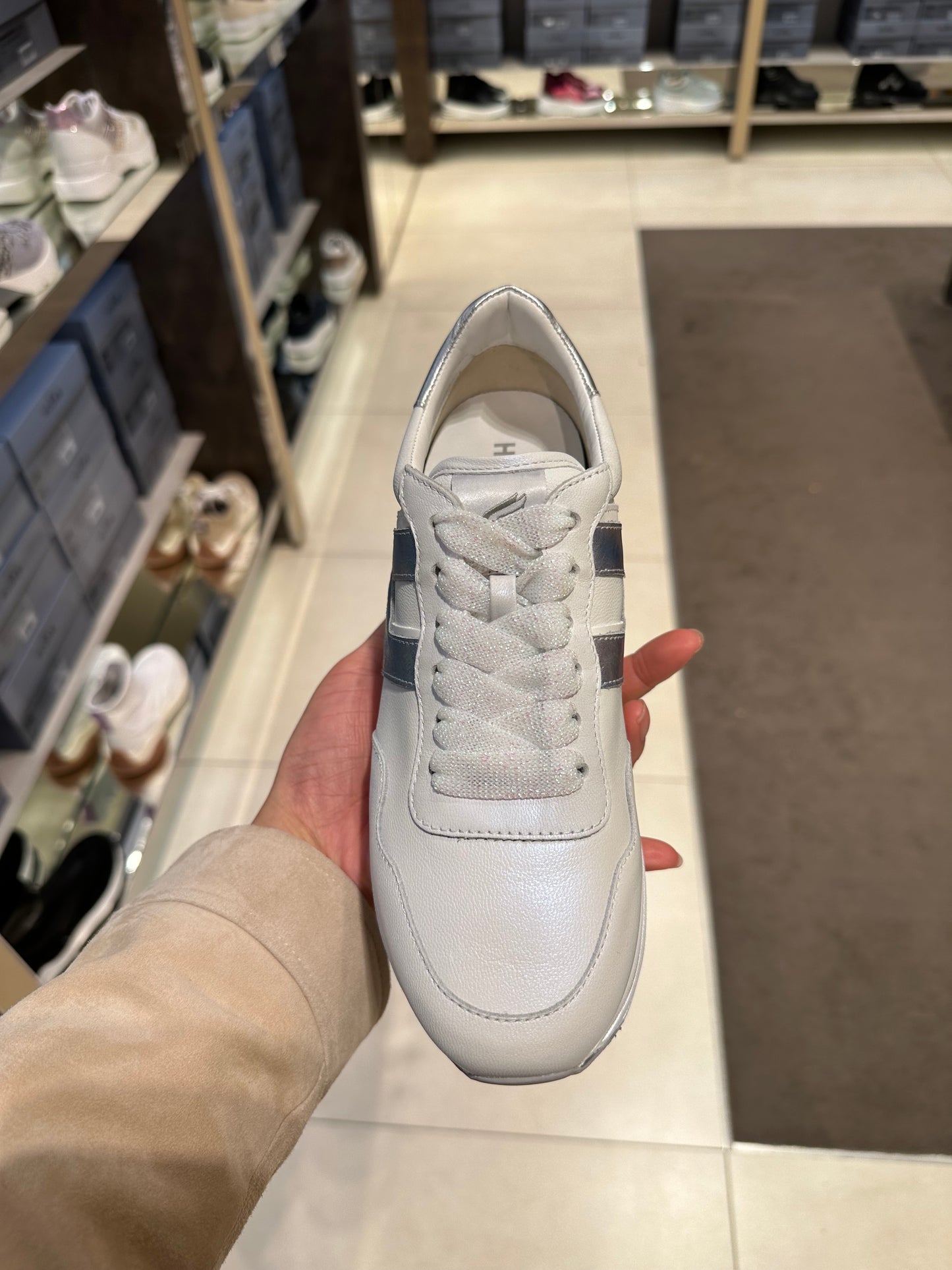 Hogan MIDI厚底波鞋(其他碼數可再查)