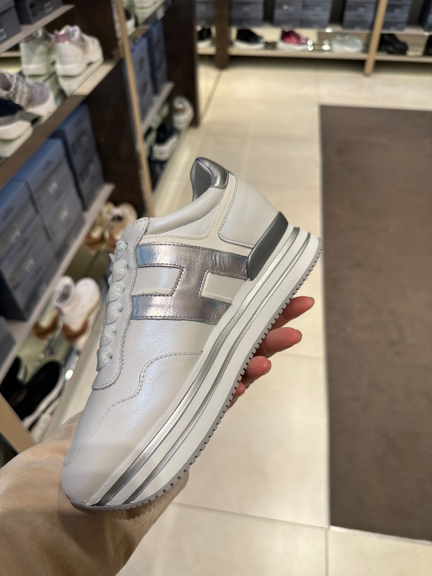 Hogan MIDI厚底波鞋(其他碼數可再查)