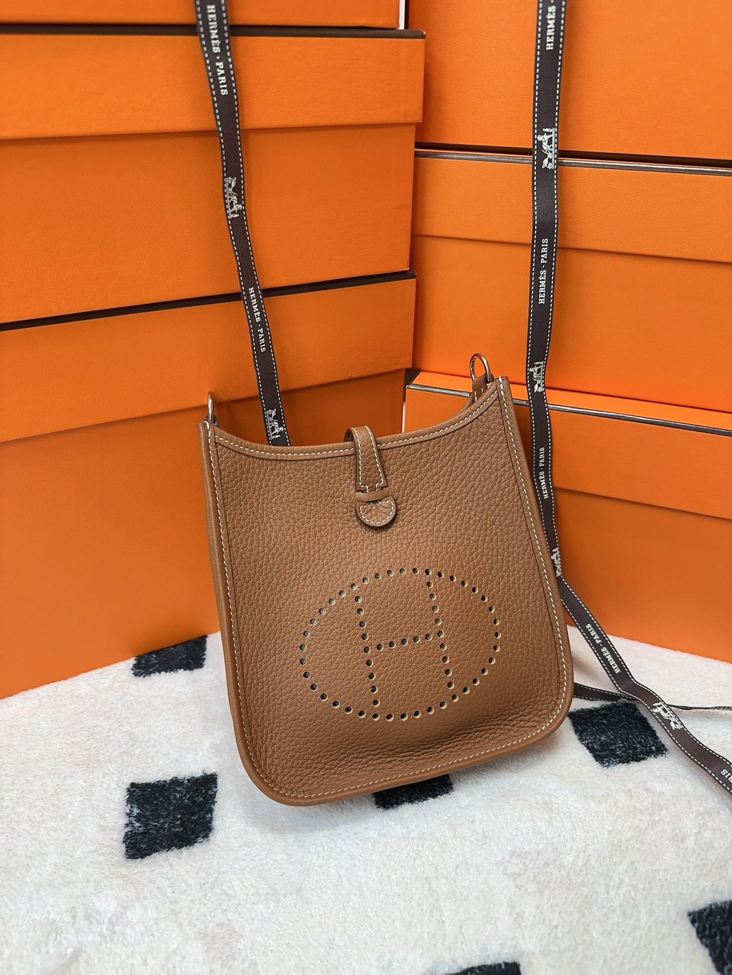 Mini Evelyne Gold PHW