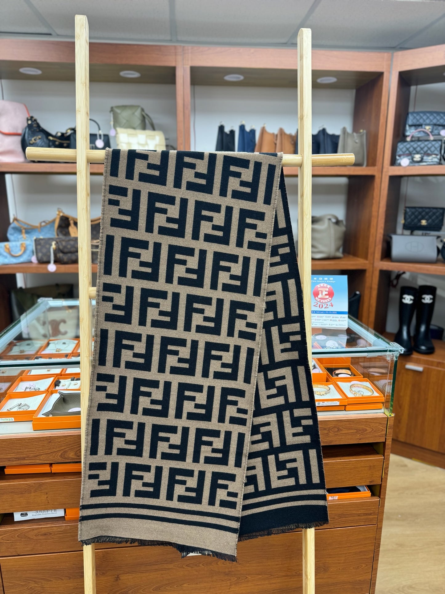 Fendi Beige wool and silk scarf