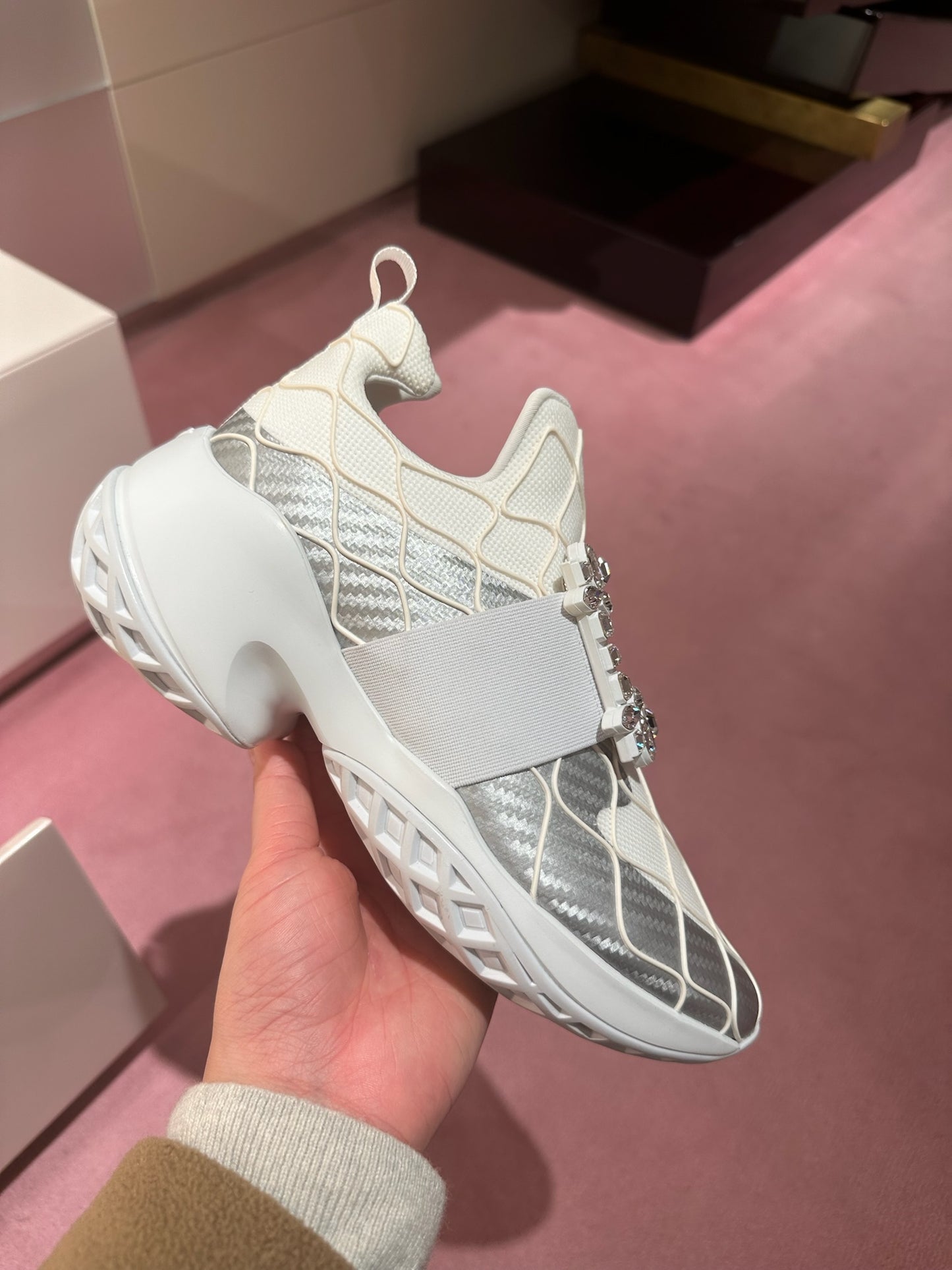 Roger Vivier 鑽扣運動鞋 白色/銀色