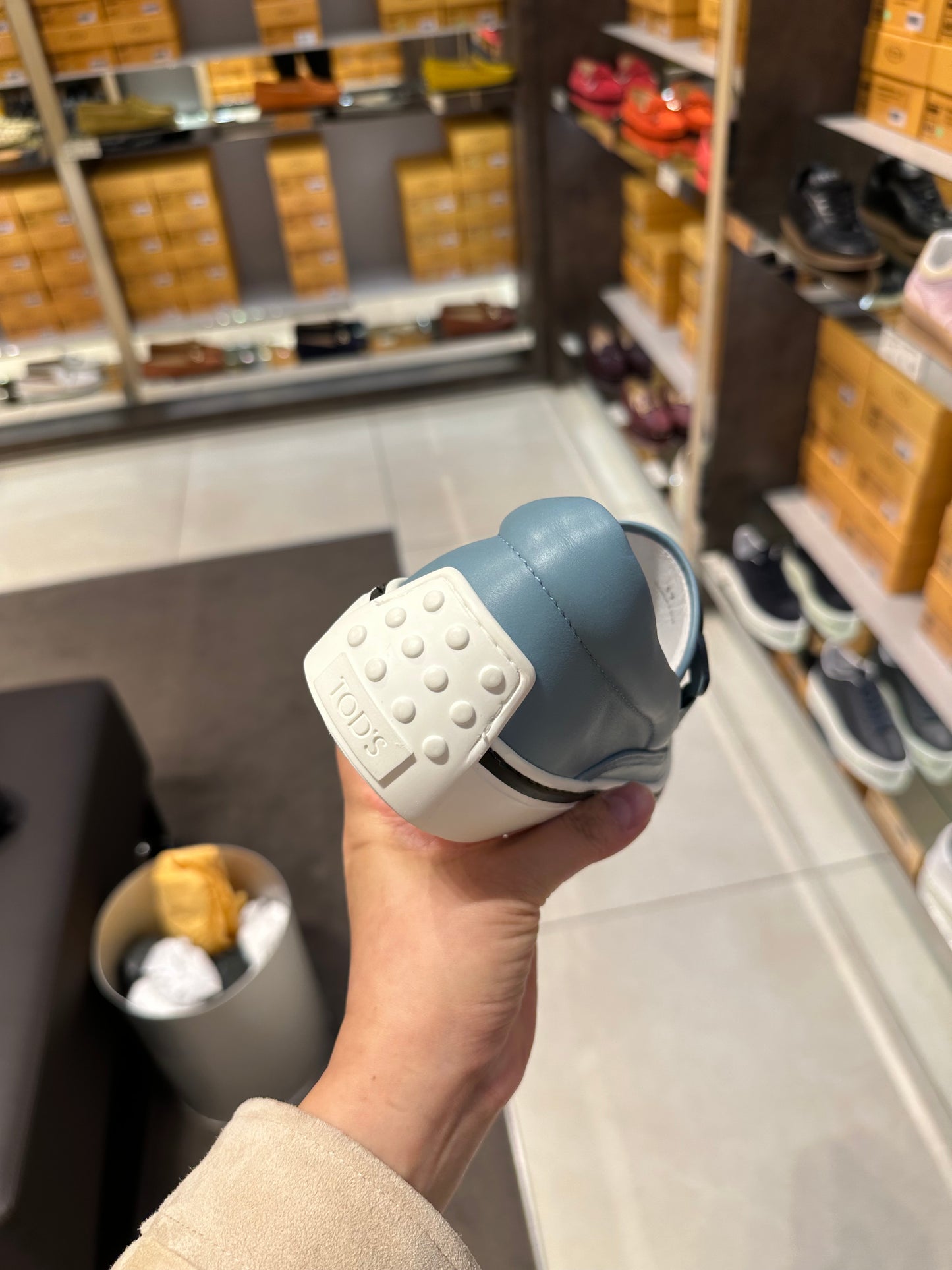 Tods 經典真皮平底鞋