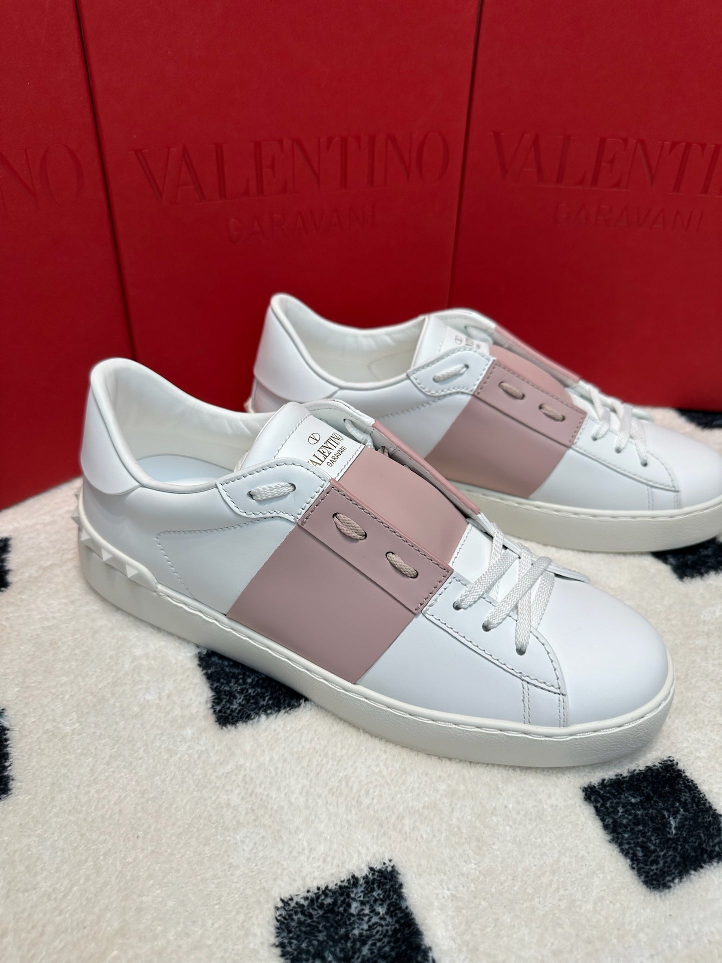 Valentino sneaker pink