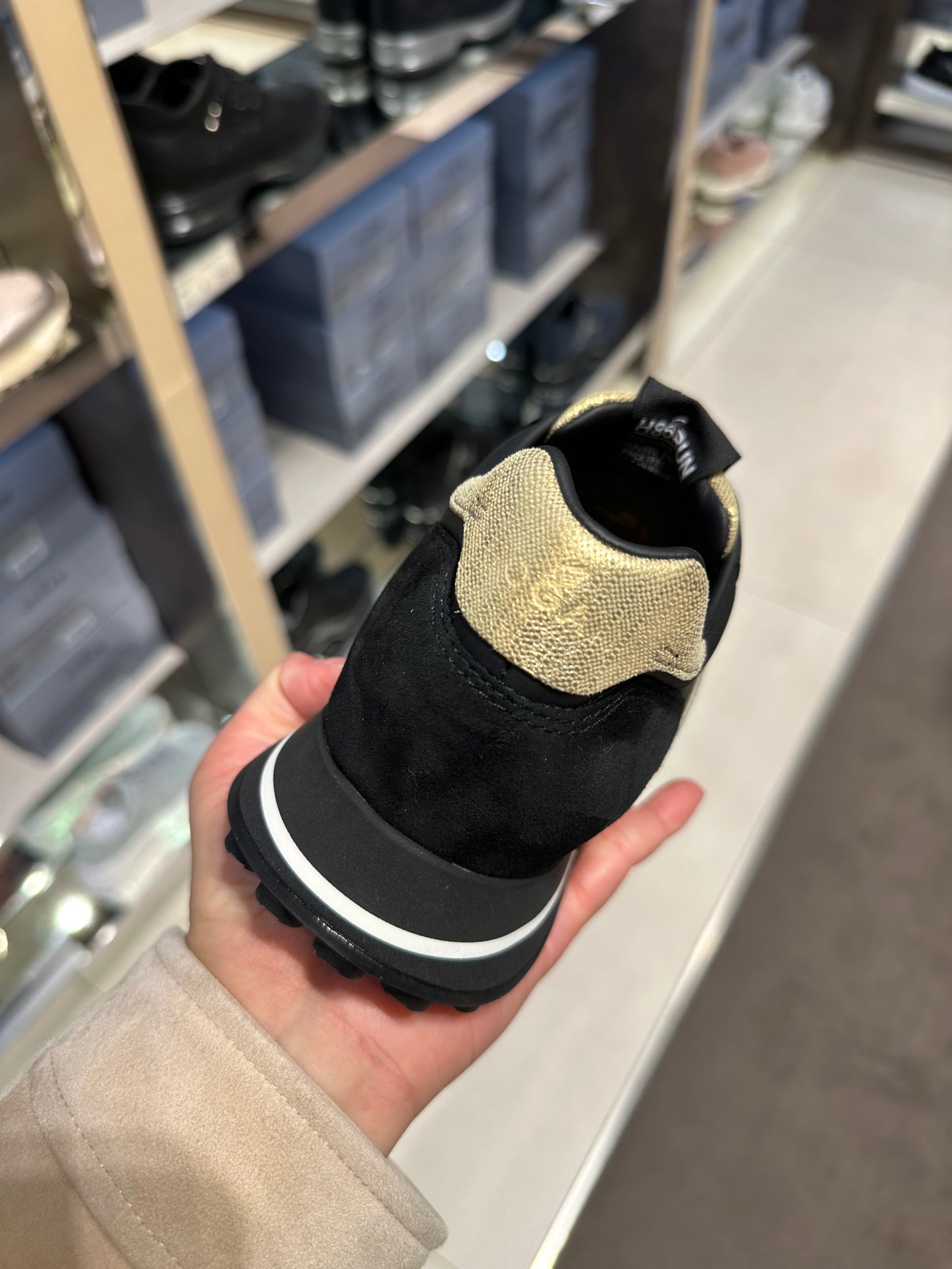 Hogan H383厚底波鞋（其他碼數可查）