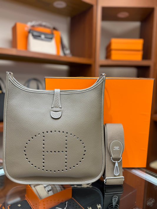 Hermes Evelyne 29 大象灰Etoupe 銀扣 Silver Hardware
