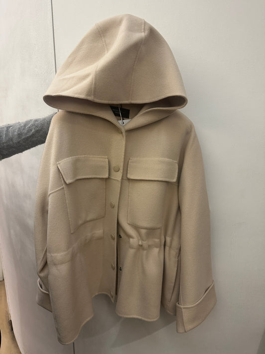 Max Mara 短款外套