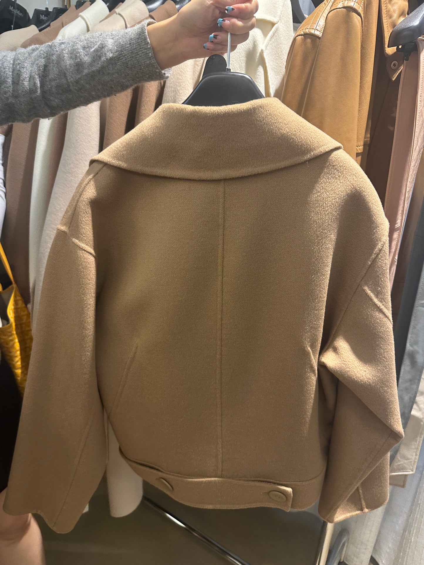 Max Mara 短款外套