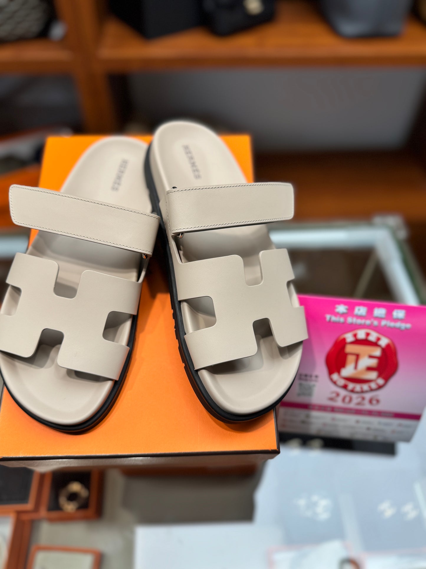 Hermes CHYPRE Sandale 白色/牛仔併金棕/Beige Nomade/Nude