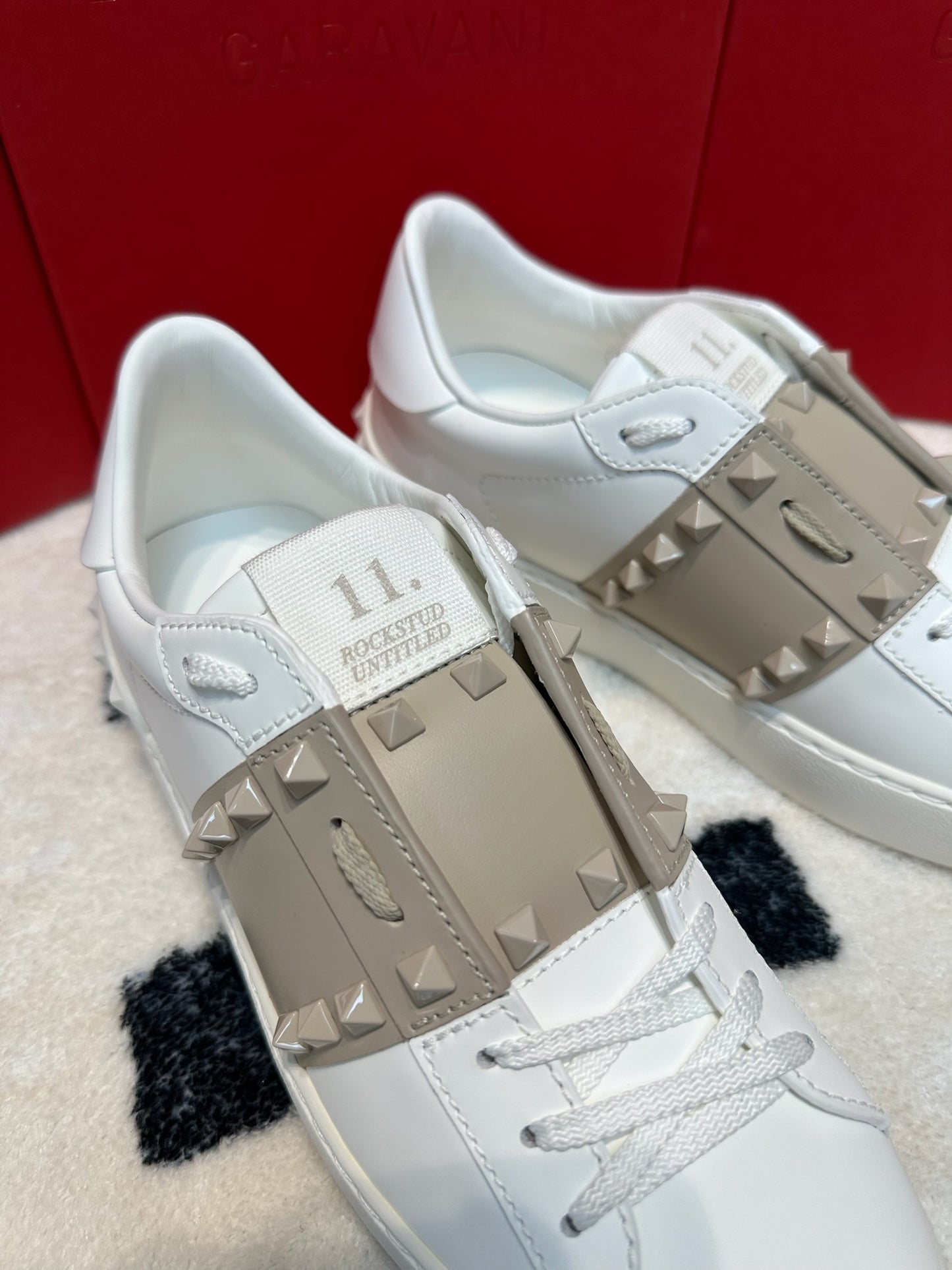 Valentino sneaker beige