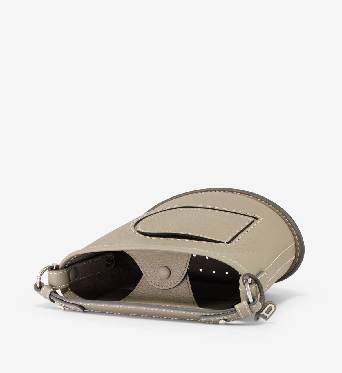 Pin Mini Bucket Surpiqué
Taurillon Soft