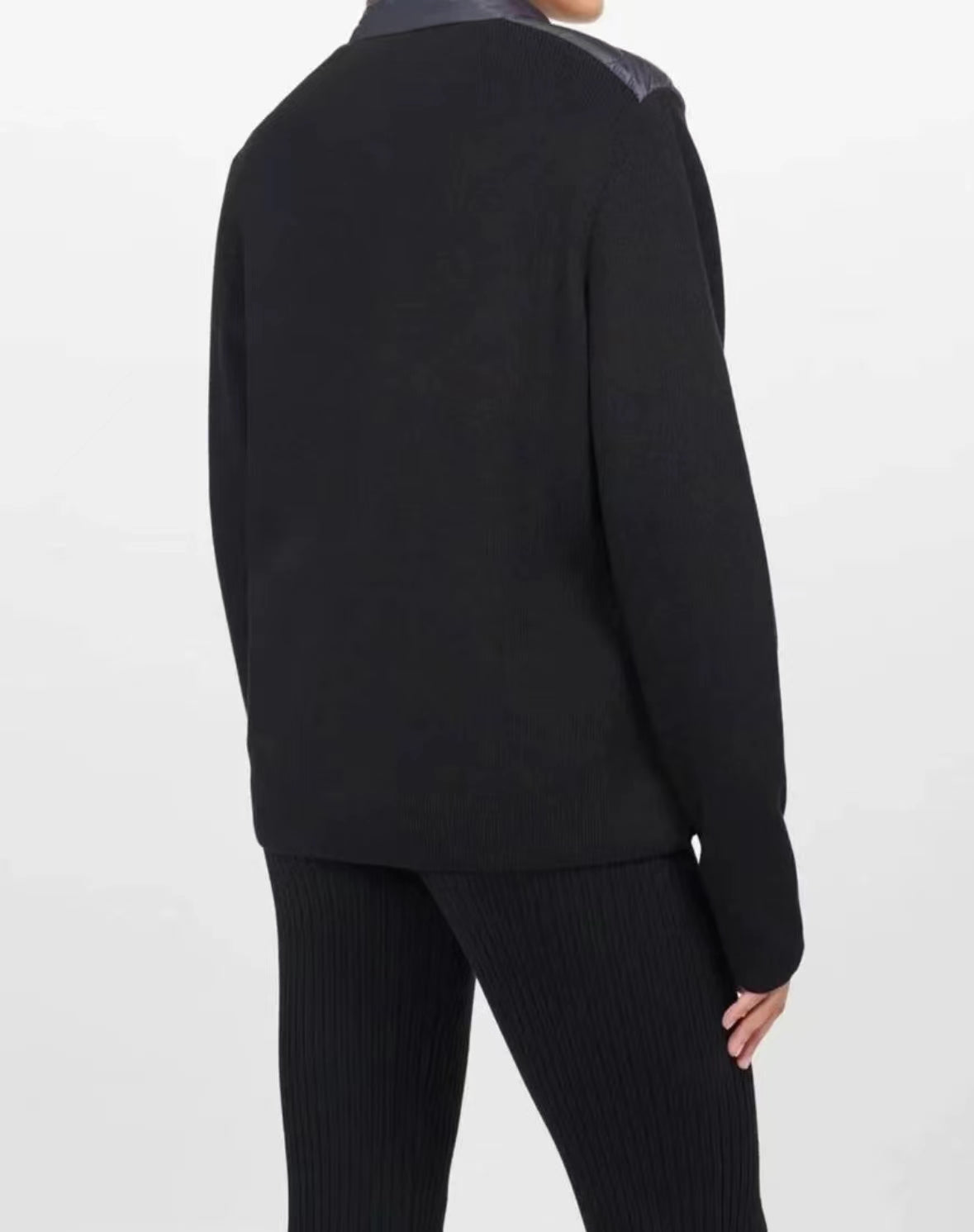 Moncler 24 Hybird Black