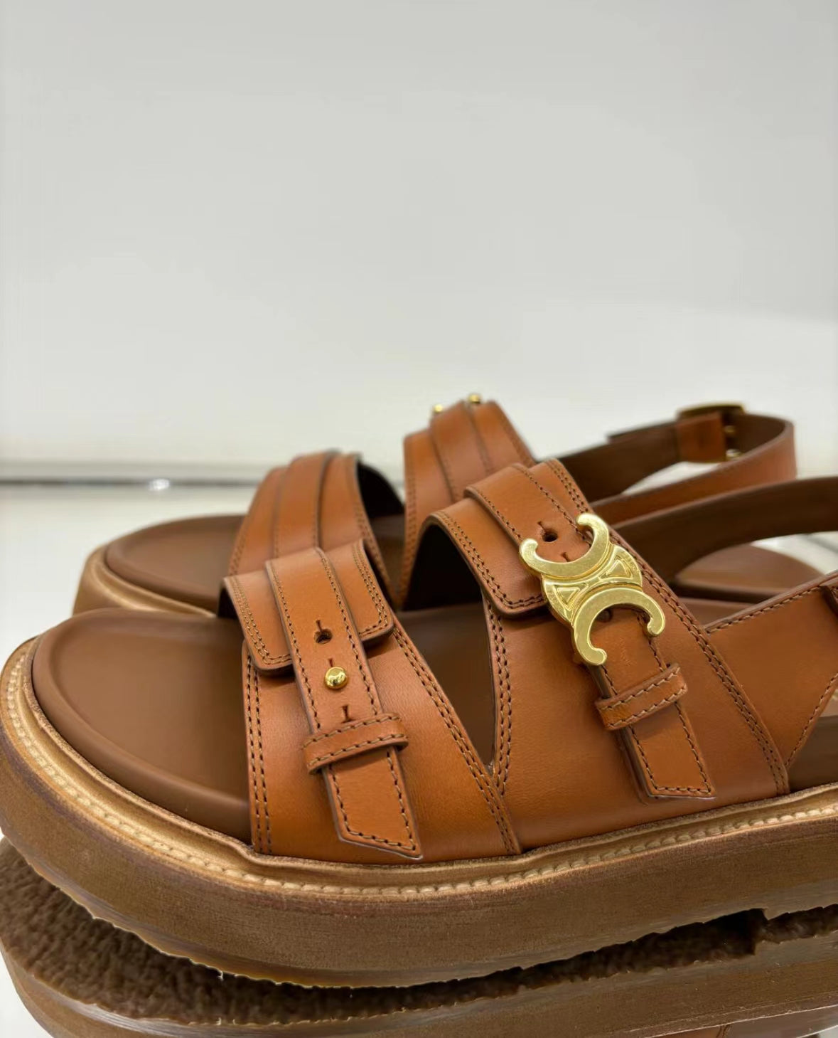 CELINE - TIPPI TRIOMPHE SANDAL IN CALFSKIN TAN