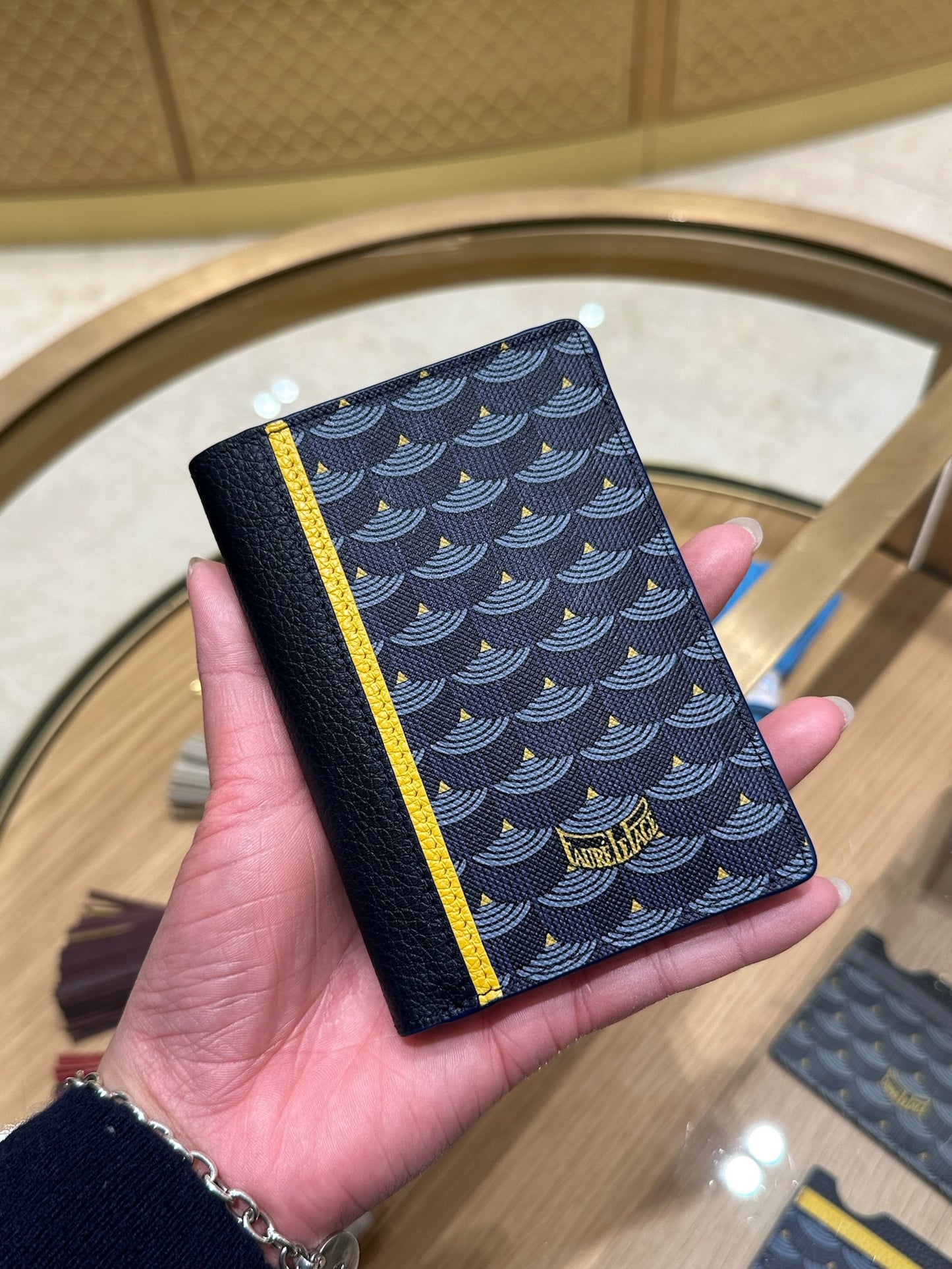 Wallet 8CC (豎版)