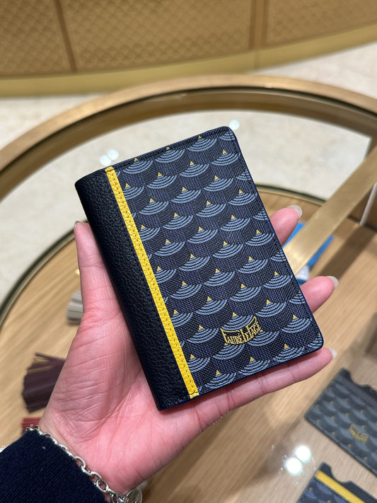 Wallet 8CC (豎版)