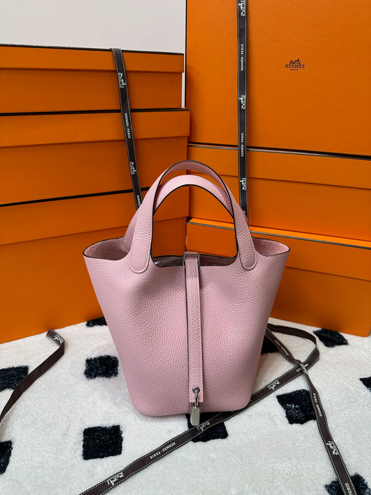 Hermes Picotin 18 櫻花粉銀扣