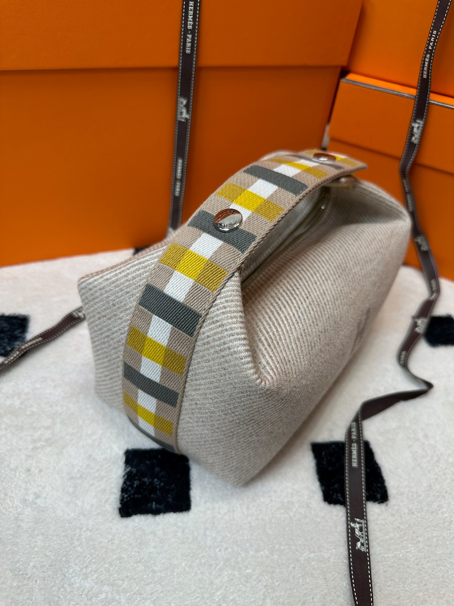 Hermes 飯盒包 beige PM