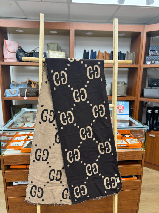 Gucci scarf