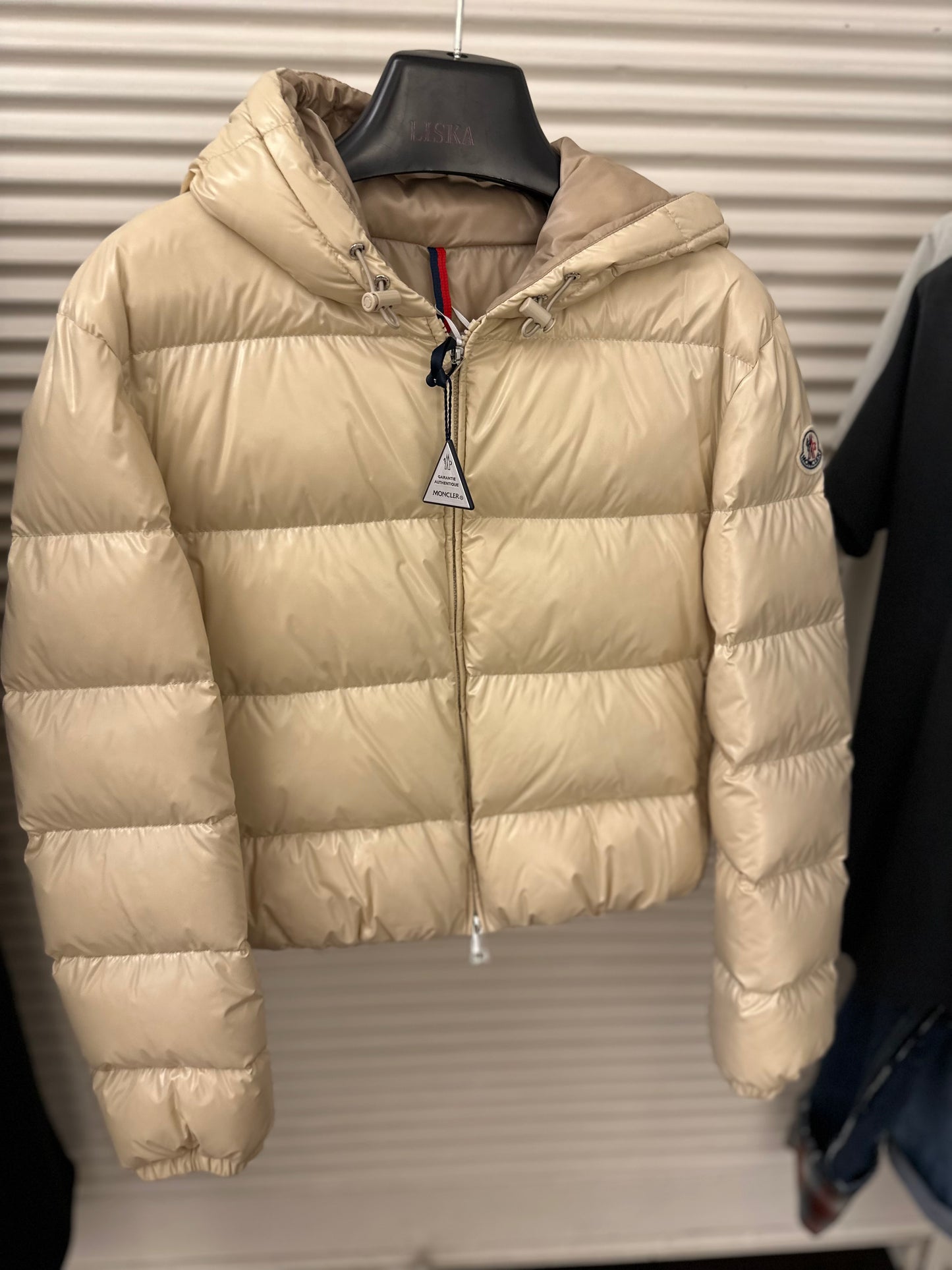 Moncler 羽絨外套(有帽) beige