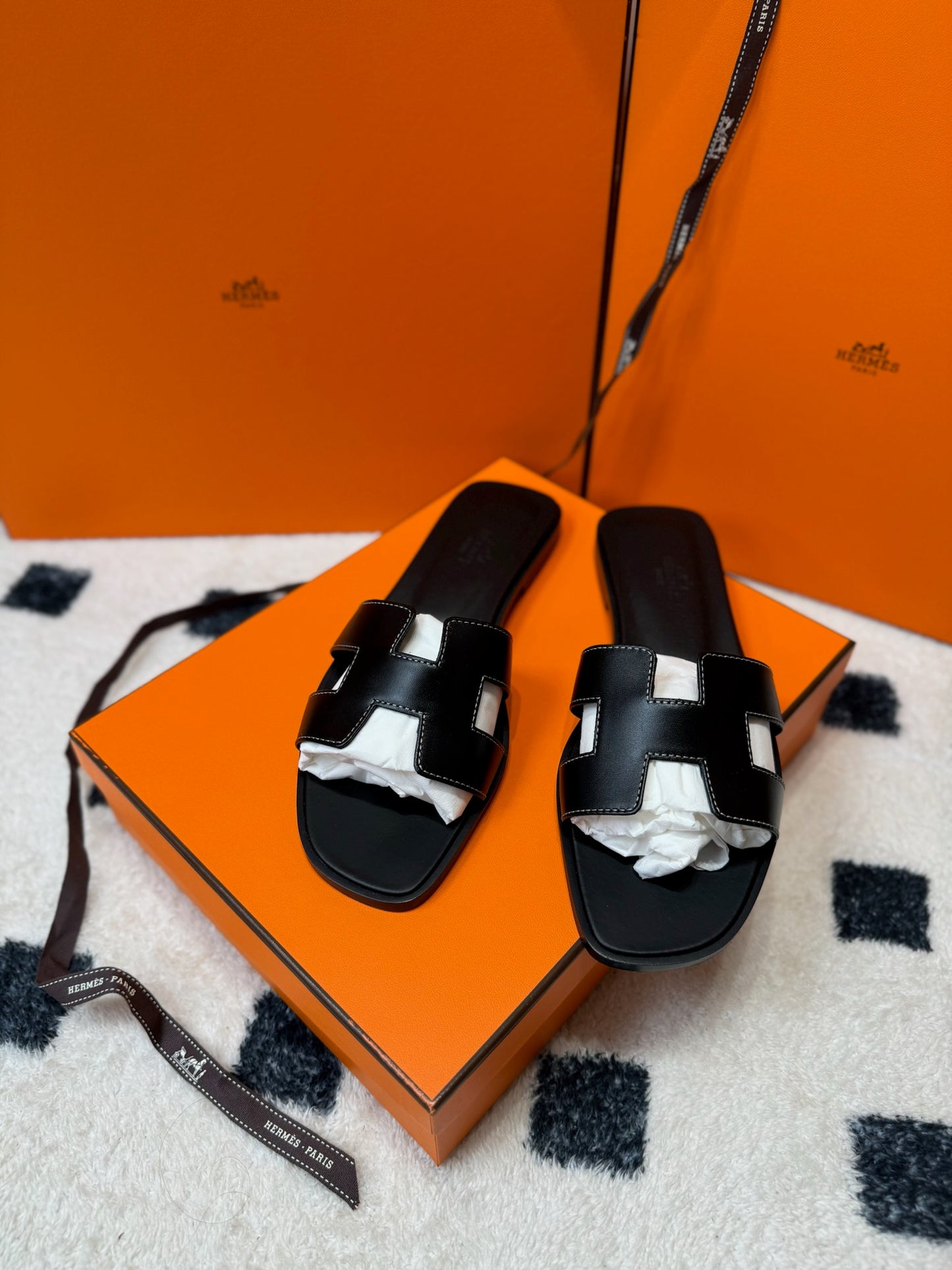 Hermes Oran Sandale Noir 黑色