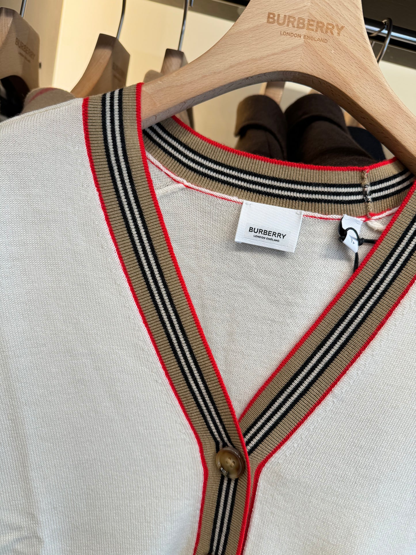 Burberry 女裝新款線衫 IVORY