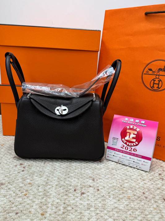 Hermes Lindy 26 T3 PHW 棗棕色銀扣