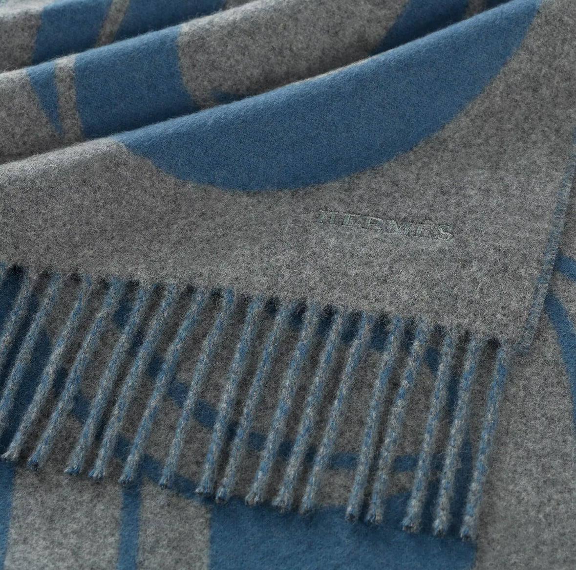 Hermes Maillons TGM scarf Gris Chiné / Bleu Turquin