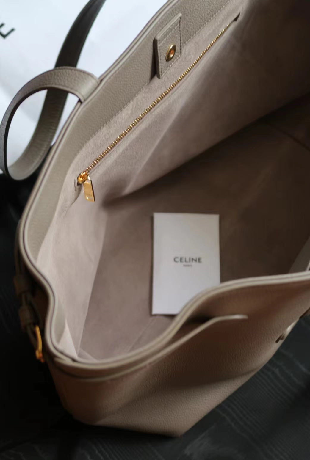 MEDIUM CABAS ANAÏS CUIR TRIOMPHE IN GRAINED CALFSKIN PEPPLE