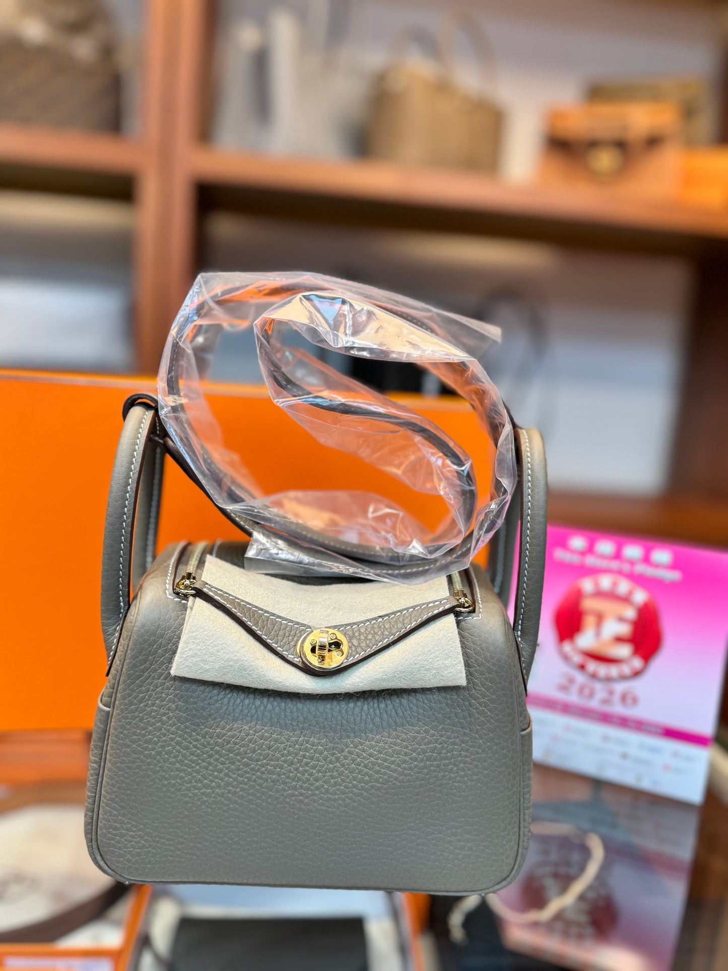 Hermes Mini Lindy 大象灰Etoupe 18 金扣GHW