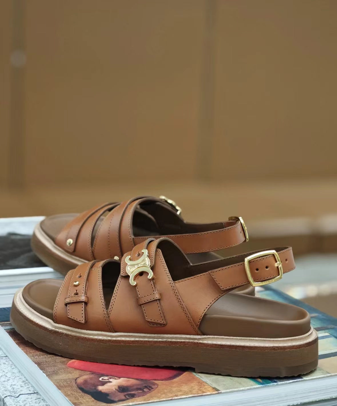 CELINE - TIPPI TRIOMPHE SANDAL IN CALFSKIN TAN