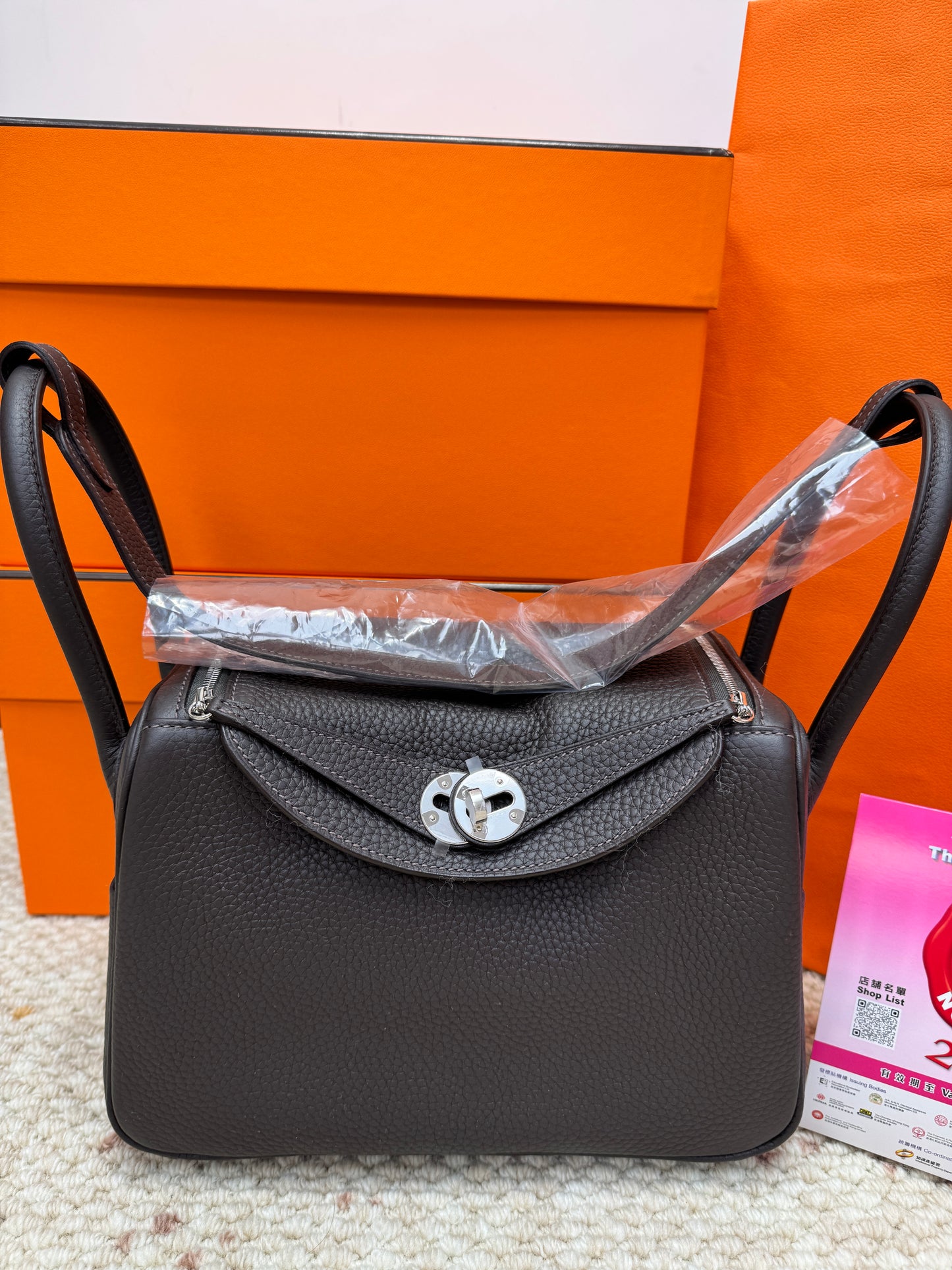 Hermes Lindy 26 T3 PHW 棗棕色銀扣