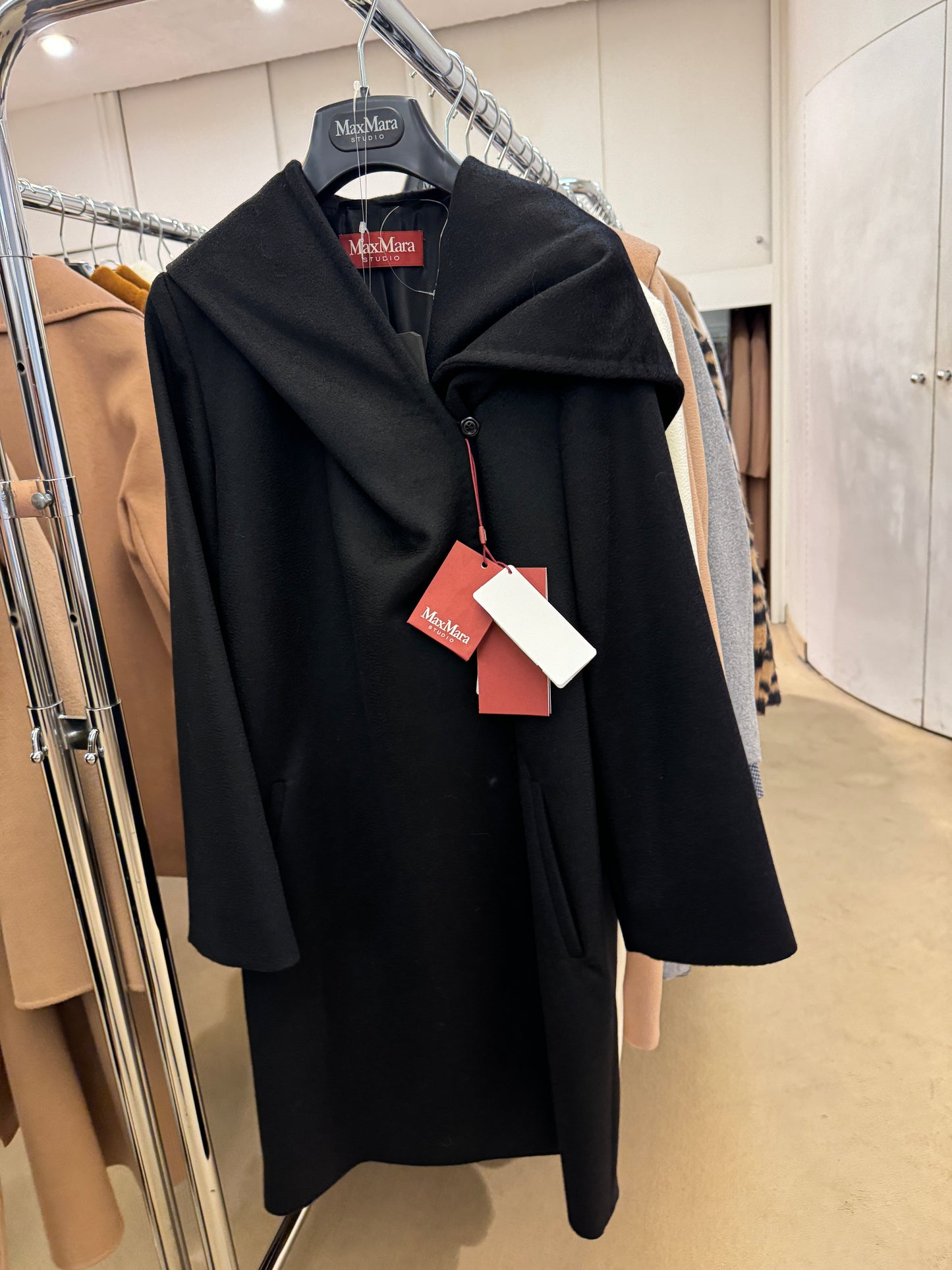 Max Mara New Mango 有帽外套