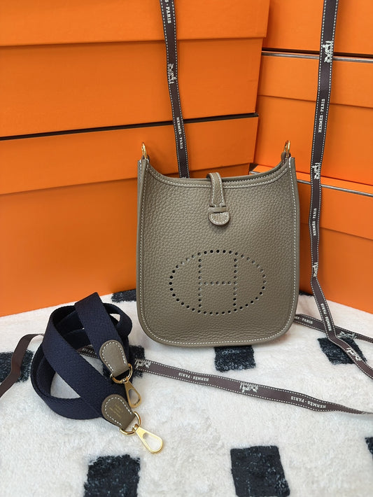 Hermes Mini Evelyne 大象灰金扣