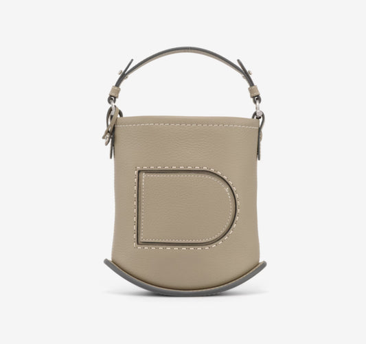 Pin Mini Bucket Surpiqué
Taurillon Soft