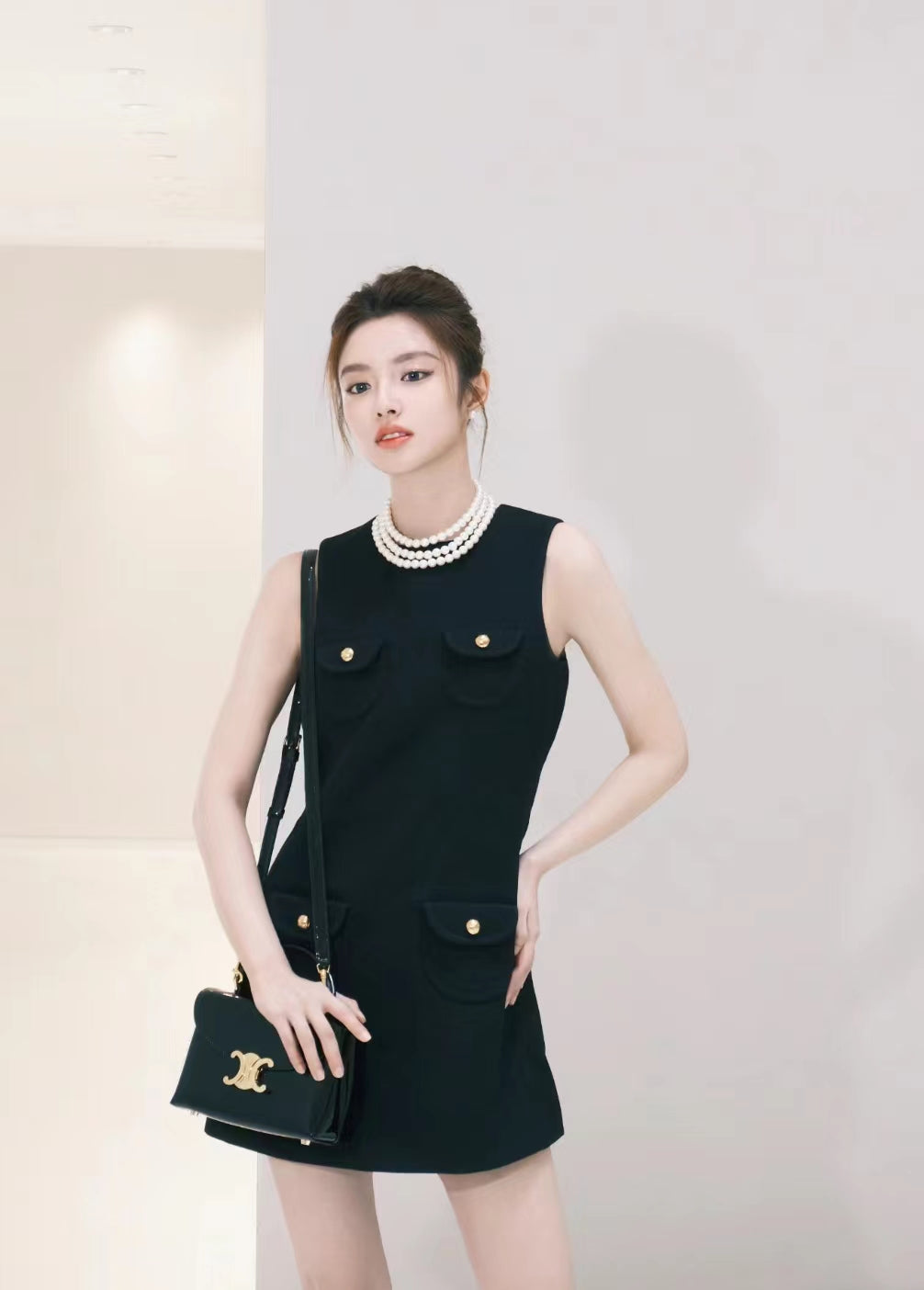 MEDIUM NINO BAG IN SUPPLE CALFSKIN BLACK