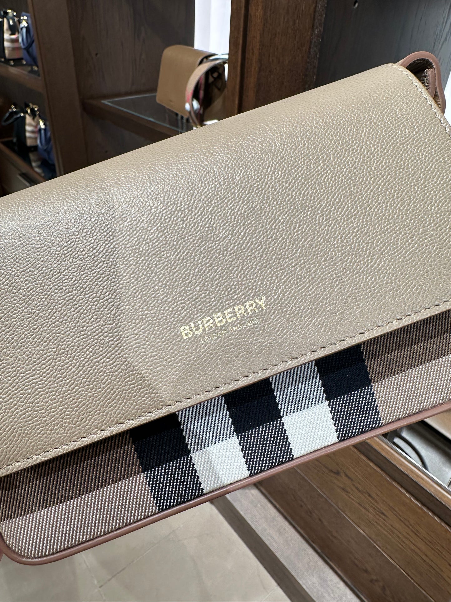 Burberry Hampshire WOC