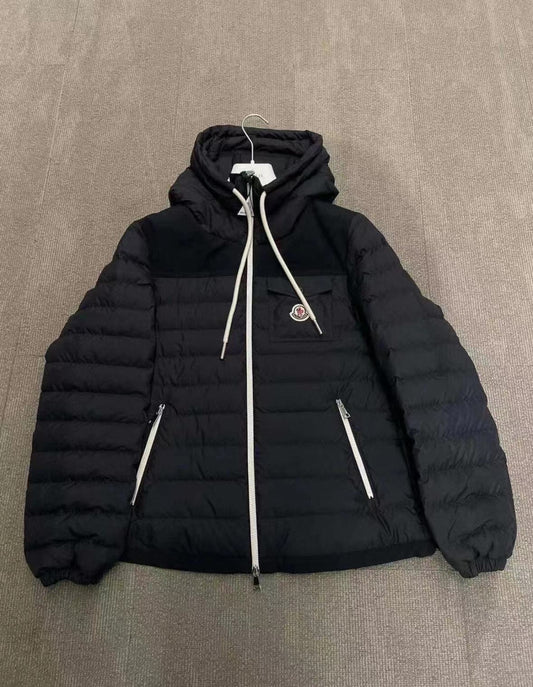 Moncler Hybird Black 有帽