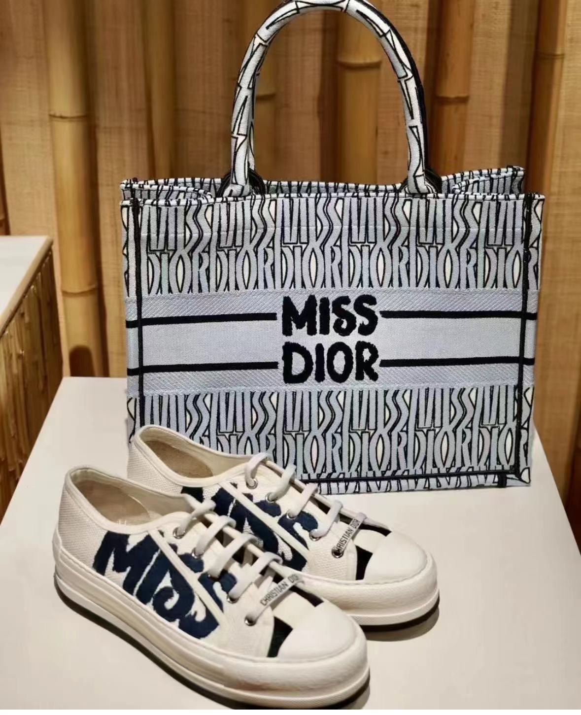 Walk'n'Dior Platform Sneaker