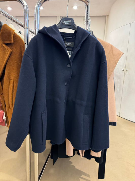 Max Mara 短款外套