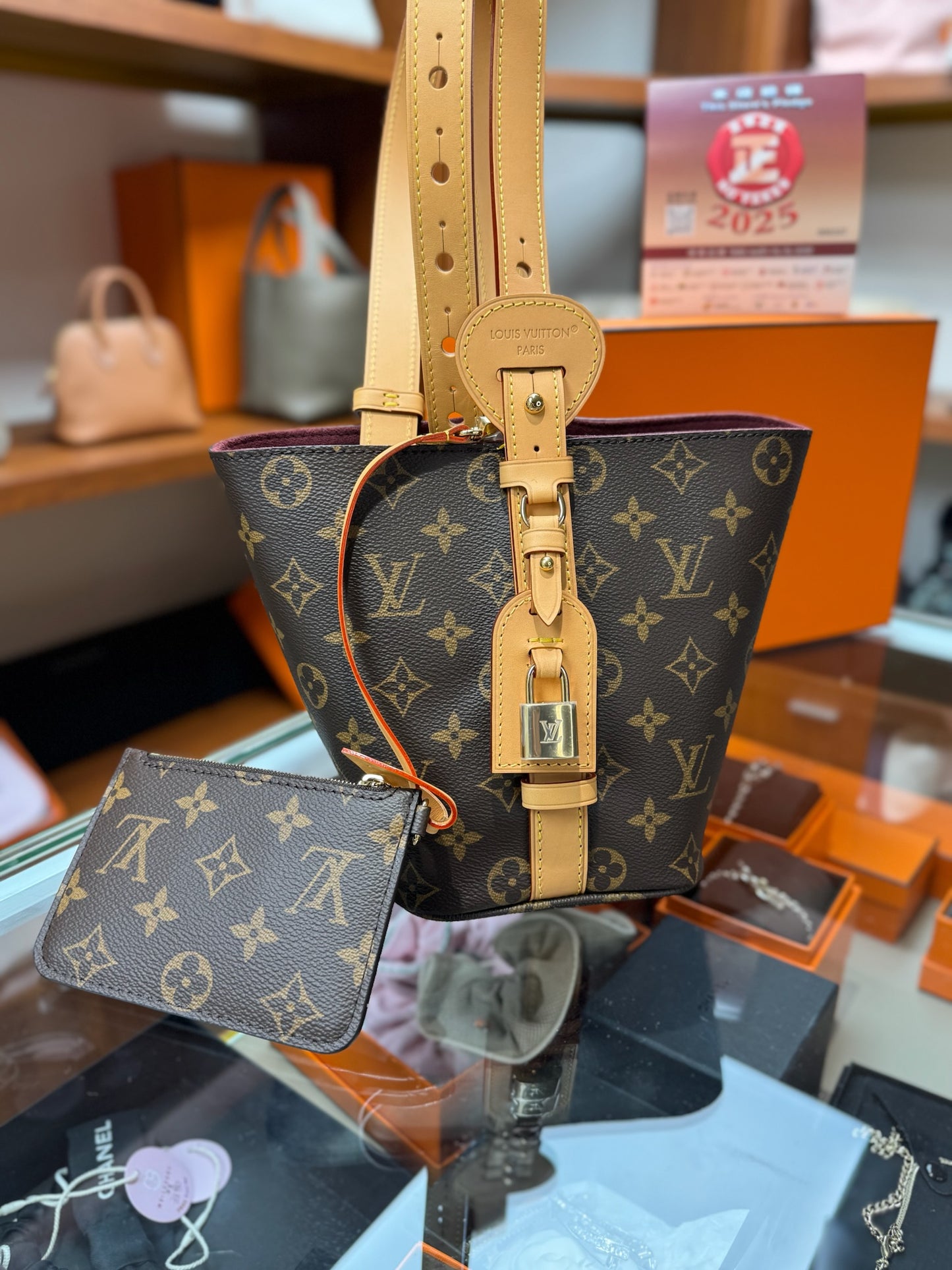 Louis Vuitton All in BB M12925
