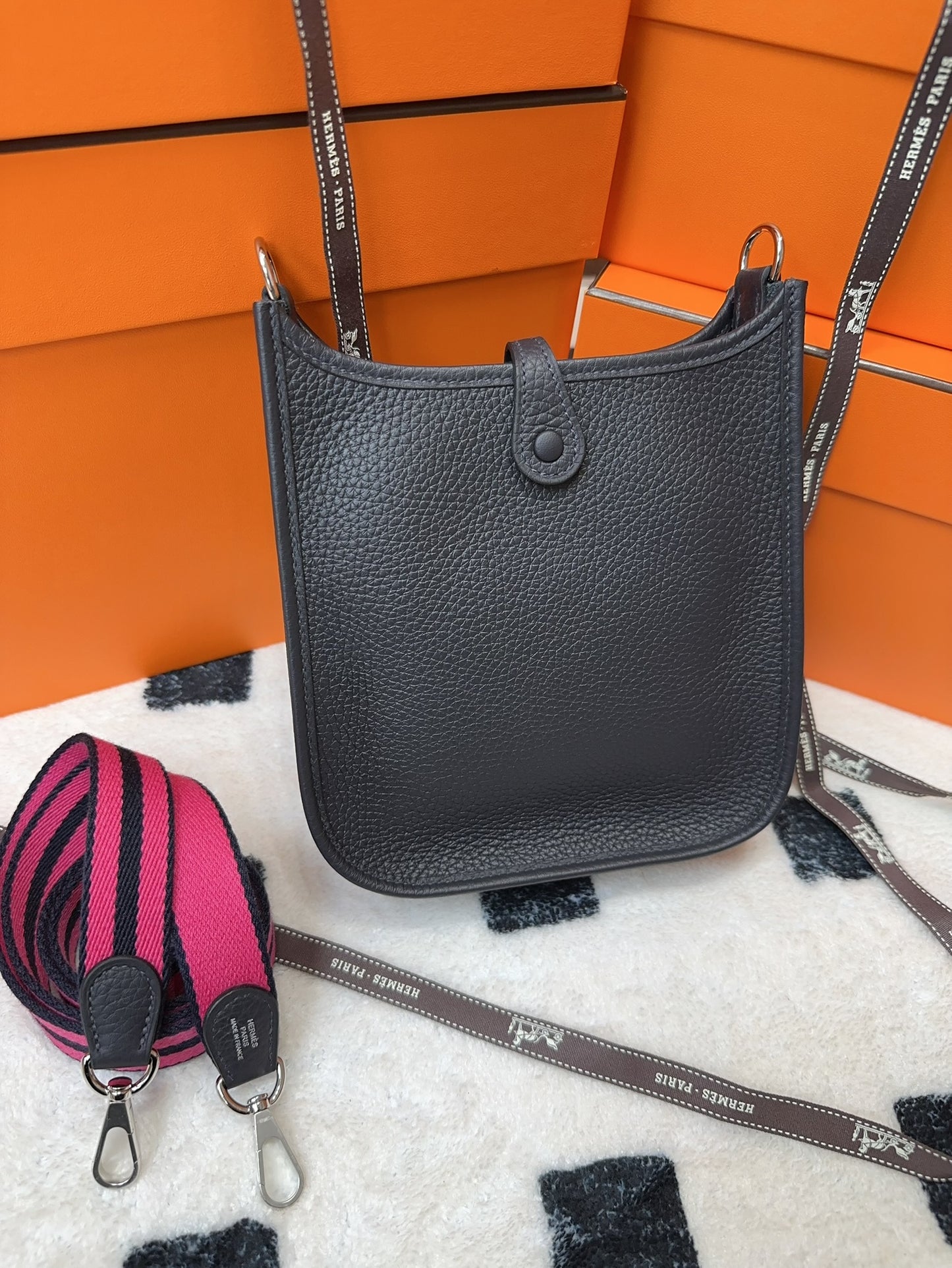 Hermes Mini Evelyne 3Y 水兵藍 銀扣/編織帶