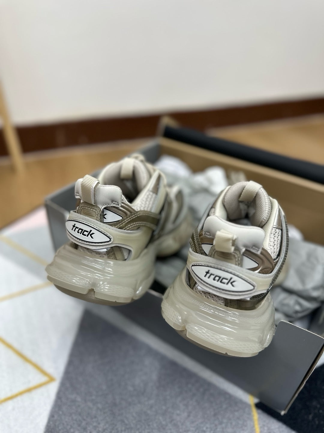 ‼️Balenciaga Track‼️