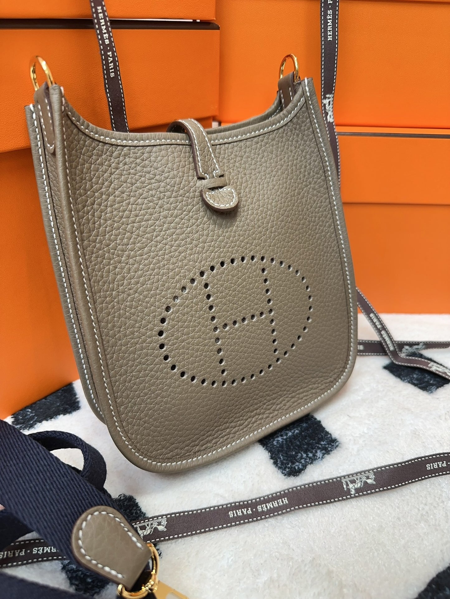 Hermes Mini Evelyne 大象灰金扣