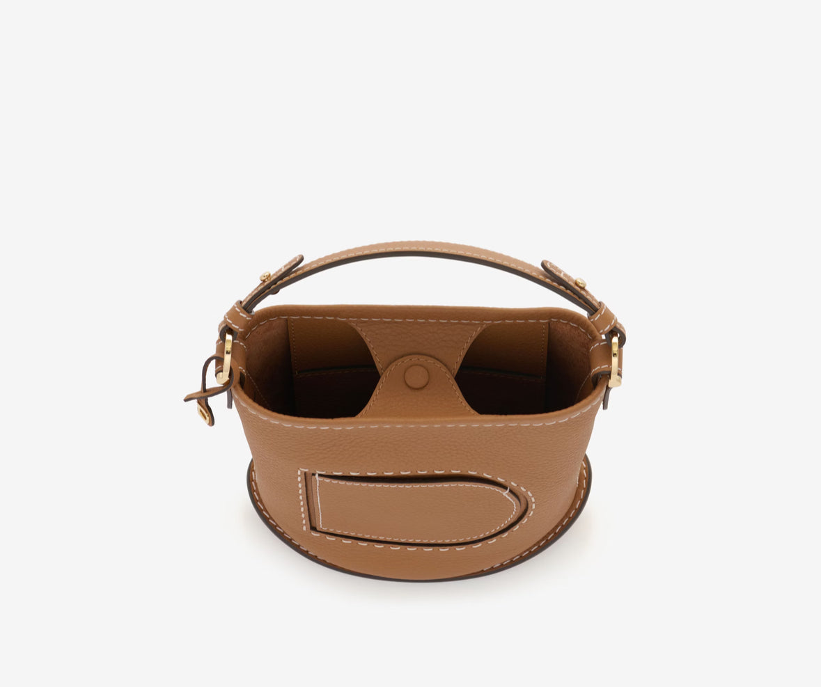Pin Mini Bucket Surpiqué
Taurillon Soft