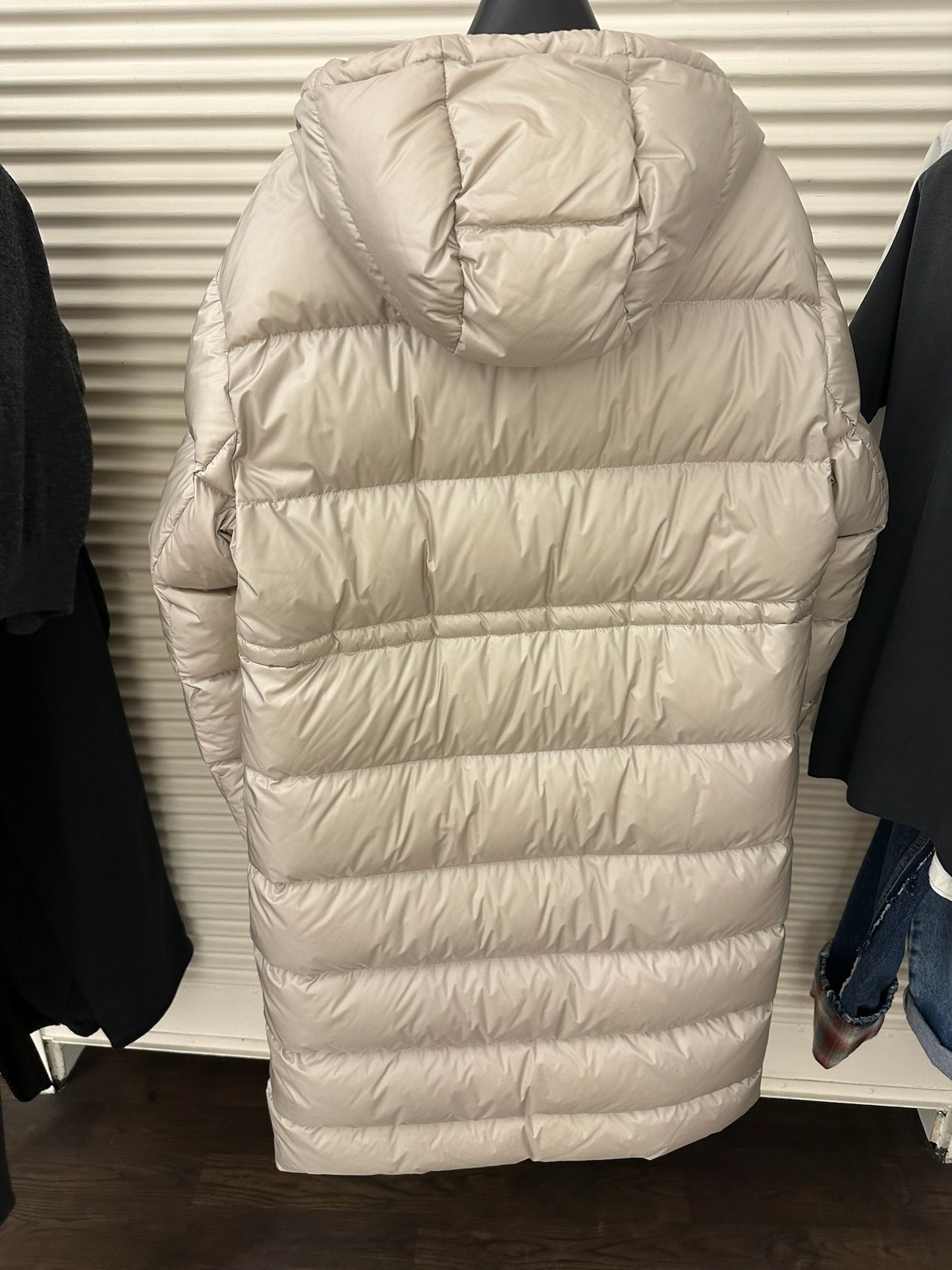 Moncler 雙面長款羽絨(有帽) Sand
